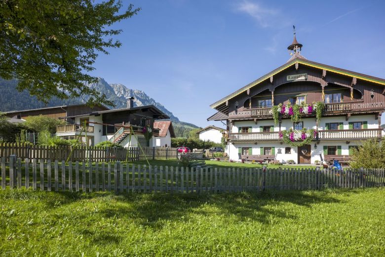 Lamplhof_Walchsee_09_2018_Haus_aussen_3.jpg